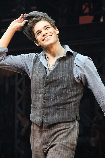 Newsies Costume, Jeremy Jordan, Jack Kelly, Paper Mill, Hamilton Musical, Rave Bra, Theatre Nerds, Theatre Life, Lin Manuel Miranda