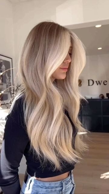 Bright Blonde Hair, Rambut Brunette, Summer Blonde Hair, Light Blonde Hair, Balayage Blonde, Blonde Hair Inspiration, Blonde Hair Looks, Blonde Hair With Highlights, Long Blonde