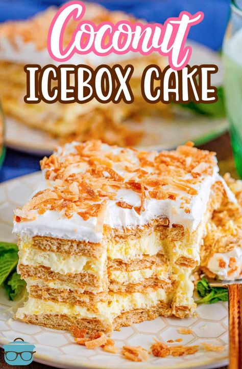 Coconut Icebox Cake, Coconut Cream Pudding, Ice Box Cake, Icebox Desserts, Icebox Cake Recipes, Coconut Pudding, Coconut Desserts, Chocolate Graham Crackers, Coconut Cream Pie