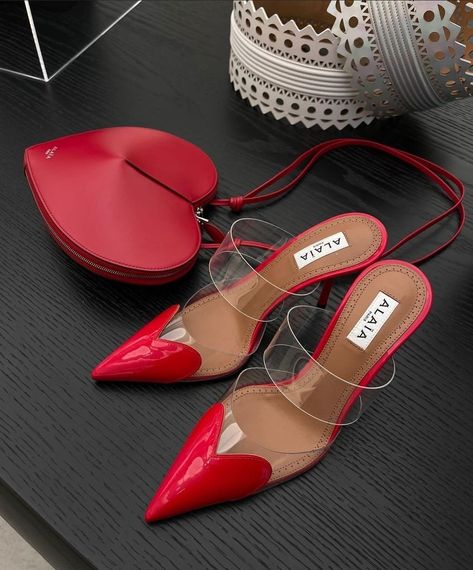 Manolo Blahnik Carrie, Alaia Heels, Alaia Bag, Alaia Shoes, Very High Heels, Evening Mini Dresses, Spring 2025, Aesthetic Red, Modern Shoes