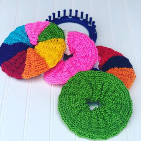 Loom Knitting 🔴 Denise Canela on Instagram: “My Jumbo Hair Scrunchies Video is done and ready for YOU you you on YouTube now. 😁 Yea ! Now go watch it cus it was a pain to make on my…” Hair Scrunchies, Loom Knitting, Watch It, Scrunchie Hairstyles, Crochet Fashion, Scrunchies, Loom, Knit Crochet, Kids Rugs