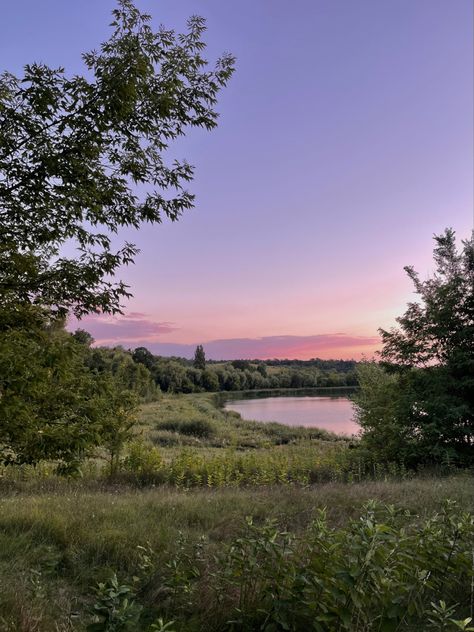 #aesthetic #nature #summer #ukraine #sunset #village #mliiv #ukrainianvillage #cherkasy #cherkasyregion Sunset Village, Nature Summer, Aesthetic Nature, Eastern Europe, Ukraine, Nature