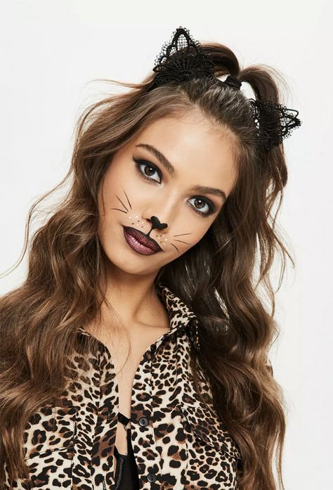 Cat Costume Makeup, Black Cat Makeup, Cat Face Makeup, Simple Cat Makeup, Carnaval Make-up, Kitty Face Paint, Cat Halloween Makeup, Halloweenský Makeup, Halloween Make-up Looks