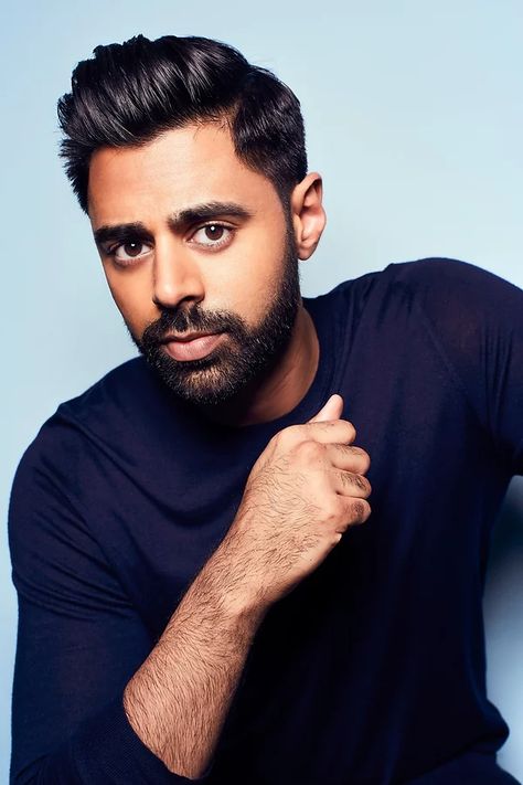 Corey is Lowen’s ex-boyfriend & current agent. He’s basically a narcissistic jerk but he’s a good agent who helped Lowen get this opportunity with The Crawfords. Hasan Minhaj, Homecoming King, Mohegan Sun, Best Dressed Man, Dapper Gentleman, Pic Pose, Stand Up Comedians, Well Dressed Men, Portrait Poses