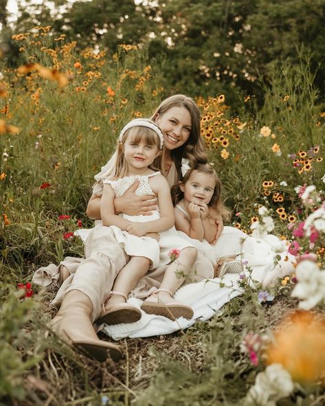 Grateful For My Husband, My Turn, Feel Loved, Happy Mother, Mini Session, So Grateful, Feeling Loved, Flower Field, The Flowers