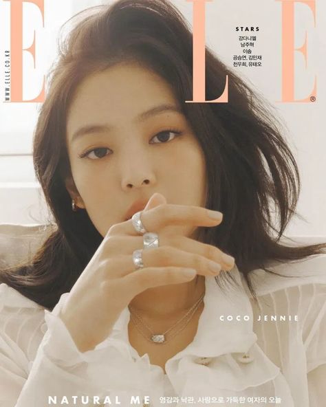 BLACKPINK Jennie for New Cover of ELLE Korea October 2019 Issue Elle Magazine, Jairzinho, Kpop Fanart, Kim Jisoo, Harpers Bazaar, Blackpink Photos, Blackpink Jennie, Marie Claire, Yg Entertainment