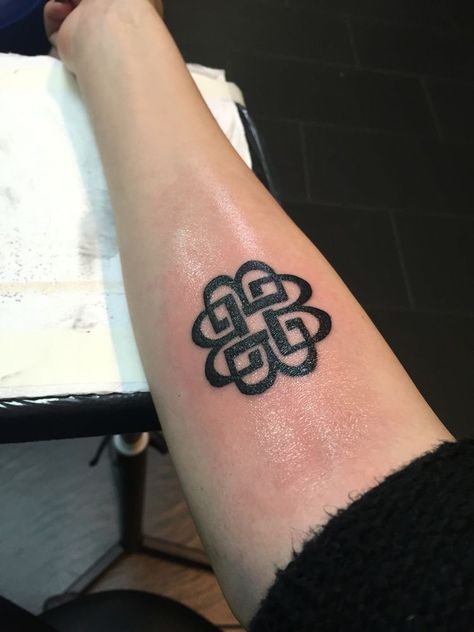 Breaking Benjamin Tattoo Ideas, Breaking Benjamin Tattoo, Breaking Benjamin Logo, Benjamin Tattoo, Cool Wallpapers Gif, Benjamin Burnley, Lp Tattoo, Cool Desktop Backgrounds, Breaking Benjamin