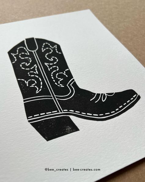 Coming soon 🤩 Limited run of these boot prints coming to my shop next Monday! Save the date and subscribe to my newsletter if you want a discount 🤠 #blockprint #blockprinting #linocut #wildwest #westernvibes #wallart #homedecor #westerndecor #cowboyboots #printshop #shopsmall Western Linocut, Stationery Inspiration, Limited Run, Block Printing, Cowboy Boot, Illustration Inspiration, Western Decor, Lino Print, Editorial Illustration