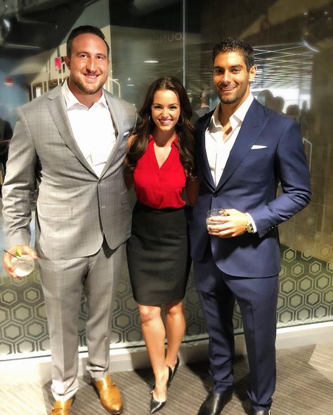 Caroline Collins on Instagram: “The 49ers are in Youngstown! 🏈🔥 Tonight on 21 News at 11- hear from @jimmypolo10 @jstaley74 and others about helping to continue the…” Suit Jacket, On Instagram, Instagram