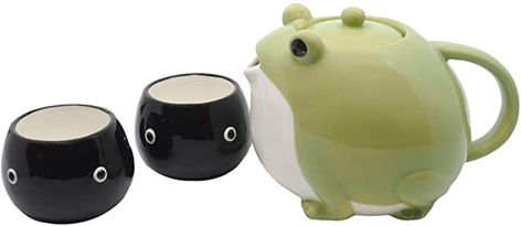 Pour a tadpole cup of tea with this frog teapot! Frog Tea Set, Cat Tea Set, Japan Theme, Frog Tea, Tea Forte, Sans Art, Ceramic Tea Set, Tea For One, Cups Set