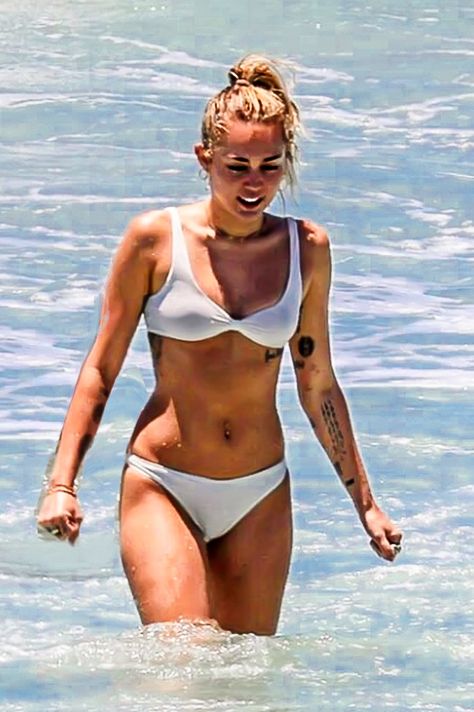 Miley Cyrus Swimsuit, Miley Cyrus Fan, Miley Cyrus, Just For Fun, Fan, Celebrities, Quick Saves