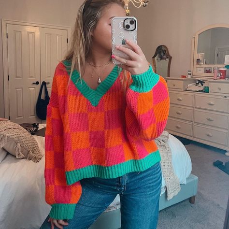 Boutique Spring Sweater! New With Tags! Fun Colorful Outfits For Women, Colourful Sweater Outfit, Bright Colored Clothes, Colorful Sweater Outfit, Bright Fall Outfits, Crochet Color Palette, Quirky Fashion Vintage, Funky Fall Fashion, Knit Sweater Outfit Winter