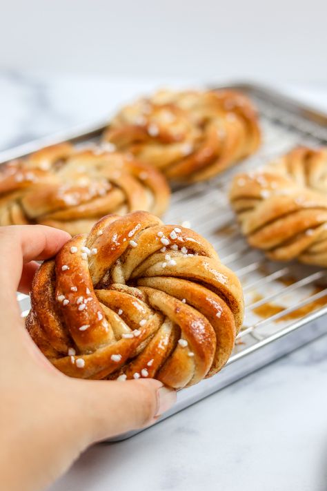 Swedish Cinnamon Buns, Swedish Cuisine, Cinnamon Bun Recipe, Swedish Food, Cardamom Buns, Healthy Bread Recipes, Pearl Sugar, Scandinavian Food, Dough Ingredients