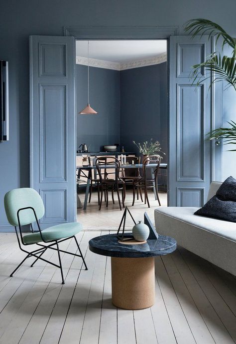 An Italian Man, a Scandinavian Woman and Their Chic Home in Oslo - NYTimes.com 아파트 인테리어, Interior Paint Colors, Design Del Prodotto, Blue Rooms, Hem Design, Blue Interior, Scandinavian Interior, Living Room Paint, Room Paint