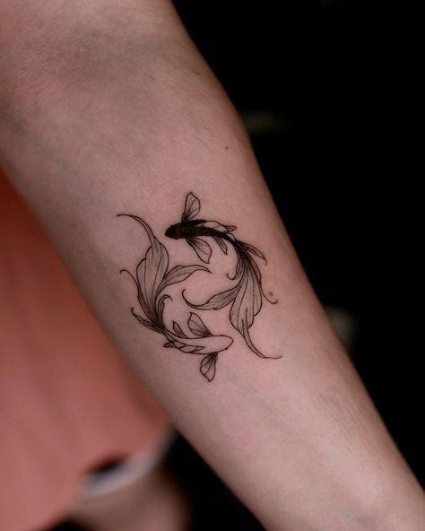 Jjk Koi Fish Tattoo, Simple Jjk Tattoos, Beta Fish Tattoo Jjk, Beta Fish Tattoo Design, Jjk Fish, Anime Small Tattoo, Small Anime Tattoo, Jujutsu Kaisen Tattoo Ideas, Jjk Tattoo Ideas