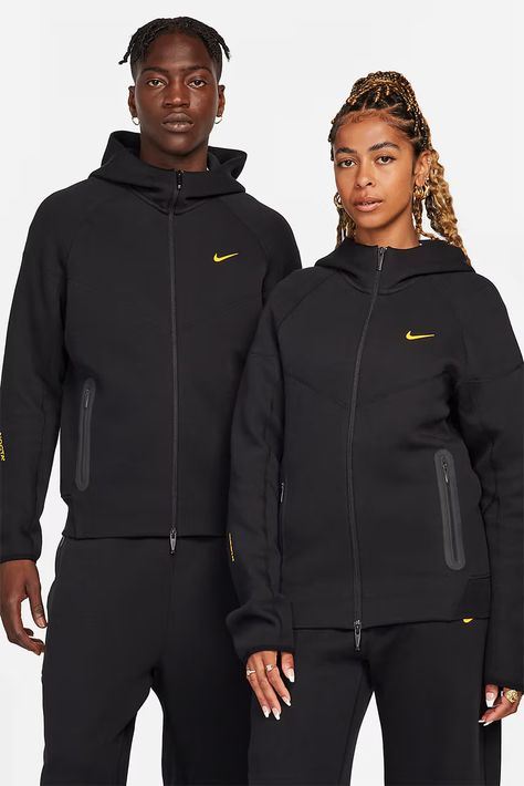 Nocta Tech Fleece, Nike Tech Fleece Outfit Men, Nike Suit, Ensemble Nike, Outfit Homme, Обувь Air Jordan, Black Tracksuit, Fleece Outfit, Tech Fleece Hoodie