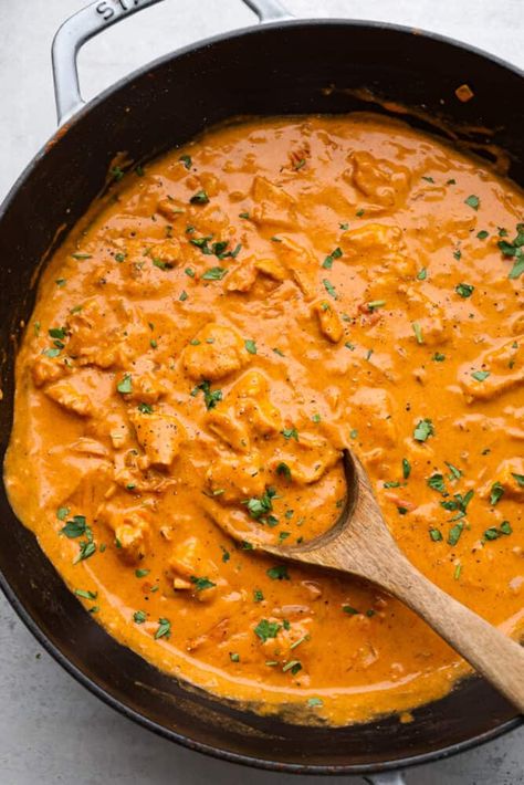 Easy Chicken Paprikash Recipe, Easy Chicken Paprikash, Chicken Paprikash Recipe, Hungarian Chicken Paprikash, Paprikash Recipe, Hungarian Chicken, Asparagus Side Dish, Smoked Chicken Recipes, Paprika Recipes