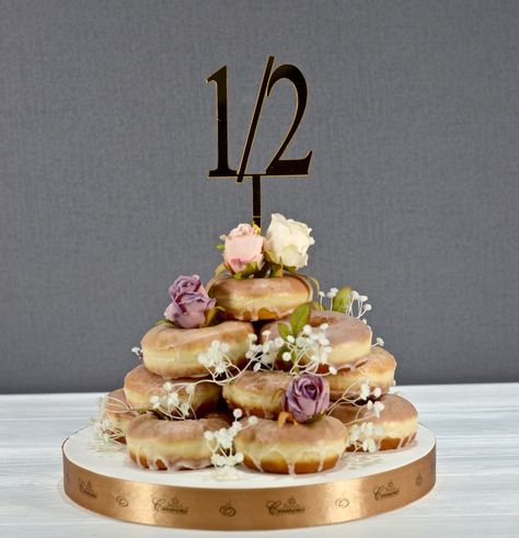 Donut Tower Cake, Donut Tower, Tower Cake, Chocolate Donut, Birthday Donuts, Chocolate Donuts, Cake Donuts, Cake Designs, Cooking Tips