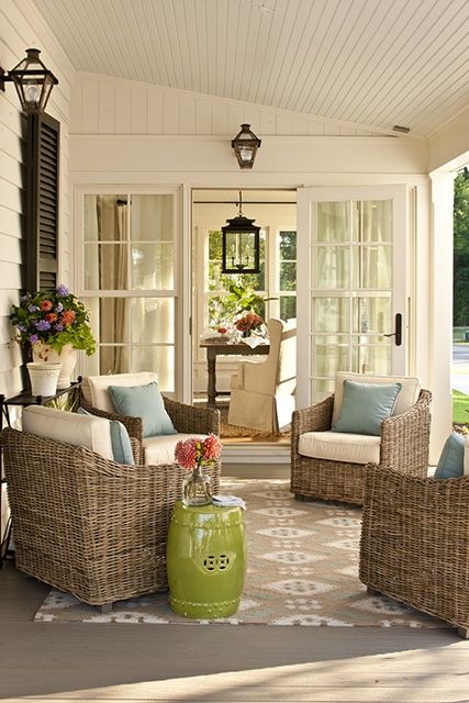 Pretty porch details, Farmhouse Revival Idea House, Southern Living Plan @ Home DIY Remodeling Hamptons Decor, Farmhouse Renovation, Wicker Furniture, Style At Home, Farmhouse Design, Southern Living, Elegant Homes, Vintage Modern, Home Fashion