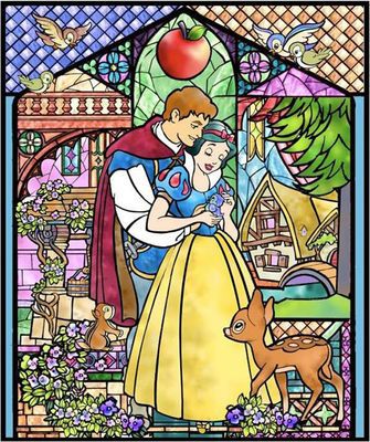 Second Disney Stained Glass Disney Sublimation, Snow White 1937, Gold Things, Snow White Prince, Disney Stained Glass, Sette Nani, Disney Board, Disney Princess Snow White, Beautiful Windows