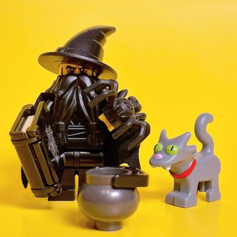 Lego Wizard, Lego Dnd, Lego Steampunk, Easy Lego Creations, Lego Medieval, Lego Knights, Lego Custom Minifigures, Lego People, Lego Minifigs