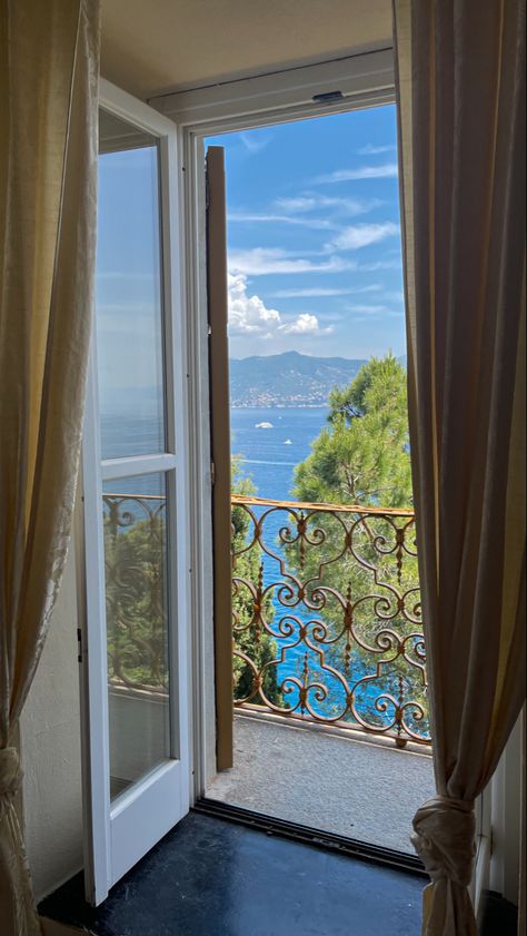 Portofino Wallpaper, Mediterranean Aesthetic, Portofino Italy, Rehabilitation Center, Matilda Djerf, Euro Summer, Classy Aesthetic, Italian Summer, Random Pics