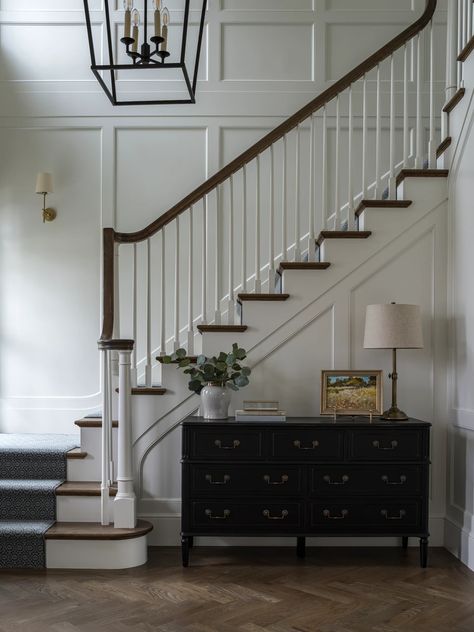 Portfolio | Hilltop Colonial | Ali Henrie Design | Full Service Interior Design | Utah Steve Tiek, Colonial Staircase, Ali Henrie, Colonial Interior Design, Colonial Interior, Entry Stairs, Entryway Table Decor, House Stairs, Colonial House