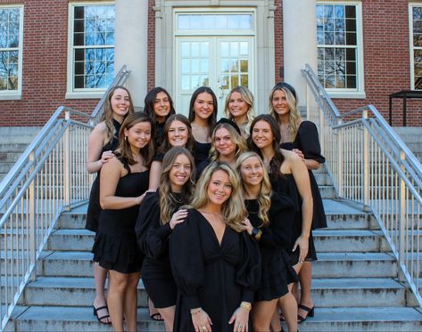 Sorority photoshoot, black dresses, photoshoot ideas, photo poses, photo color pallet All Black Outfit Group Photoshoot, Black Dress Group Photoshoot, Sorority Group Pictures, Dresses Photoshoot Ideas, Leadership Photoshoot, Sorority Exec Photoshoot, Sorority Photoshoot Ideas, Exec Photoshoot, Dresses Photoshoot