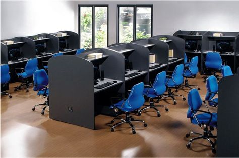 Buy Cheap and Affordable Language lab furniture @ Picano India. We are the leading language lab furniture manufacturers in India. Minimalist Interior Living Room, Minimalist Living Room Apartment, Computer Course, Minimalist Bedroom Small, Bedroom Scandinavian, Internet Cafe, Interior Design Minimalist, Plans Architecture, Minimalist Bedroom Design