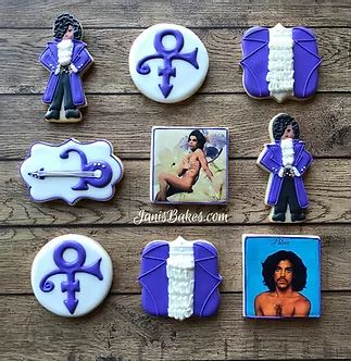 Prince Cookies Decorated, Guitar Cookies, Prince Party Theme, Purple Rain Party, Prince Theme Birthday, Prince Cookies, Prince Singer, Prince Guitar, Prince Birthday Theme