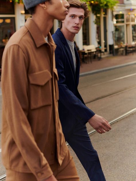 Scotch & Soda Fall 2020 Men’s Tailoring Campaign Proper Cloth, Jewelry Product Shots, Latest Clothes For Men, Posing Guide, Usa Outfit, Summer Inspiration, Scotch Soda, Scotch & Soda, Mens Fashion Trends