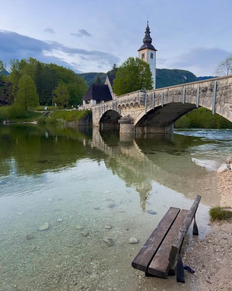 Everything you need to know about visiting Lake Bohinj including how to get there, where to stay, and the best hiking trails. | lake bohinj Slovenia | things to do in lake bohinj | lake bohinj camping in slovenia | camping lake bohinj Bohinj Lake, Bohinj Slovenia, Travel Manifestation, Camping Lake, Slovenia Travel, Camp Lake, Lake Bled, Outdoor Lover, America And Canada