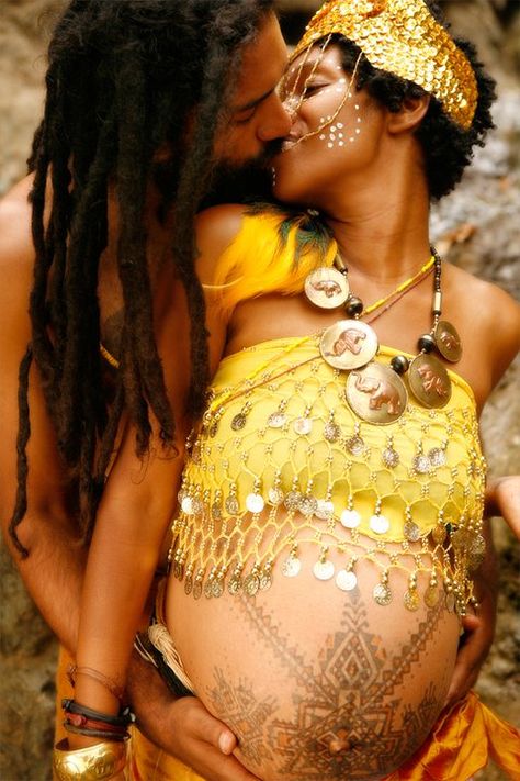 cycle continues Afro Hairstyles Men, Orishas Yoruba, Oh My Goddess, Hippie Chick, Black Families, The Kiss, Baby Bump, Beautiful Couple, Afro Hairstyles