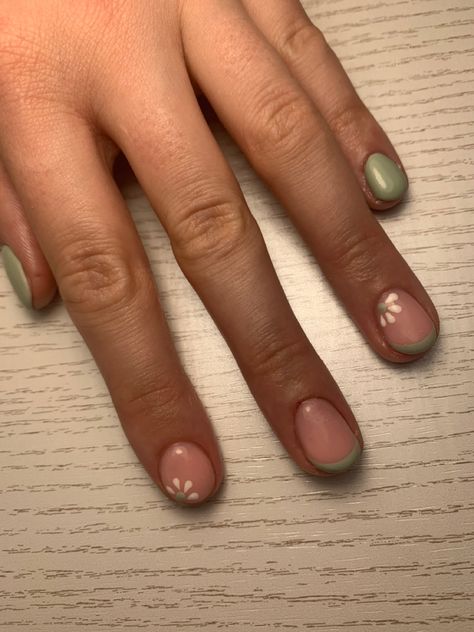 French Tip With Green, Green Flowers Nails, French Flower Nails, French With Flowers, Flowers Nails, Green French, French Flowers, Flower Shorts, Green Flower