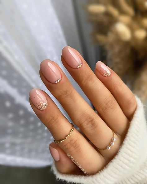 Nude Nails With Glitter, Holiday Acrylic Nails, Ideas Uñas, Ballet Nails, Milky Nails, Nude Nail Designs, Nagel Tips, Girly Acrylic Nails, Summery Nails