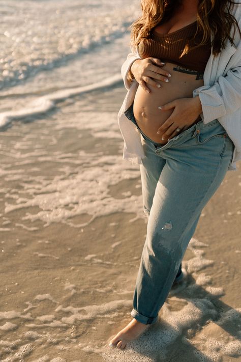 Pregnancy Photoshoot Beach, Maternity Shoot Beach, Beach Maternity Pictures, Maternity Photography Beach, Pregnancy Belly Photos, Maternity Photography Poses Couple, Outdoor Maternity Photos, Maternity Photo Outfits, Pregnancy Photos Couples