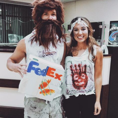 Chuck (Tom Hanks) and Wilson from castaway! Couples Halloween costume 2017! Castaway Costume, Wilson Costume, Halloween Couples Costume Ideas, Halloween Couple Costume Ideas, Couple Costume Ideas, Couples Costume Ideas, Halloween Couple Costume, Halloween Couples Costume, Costume Couple