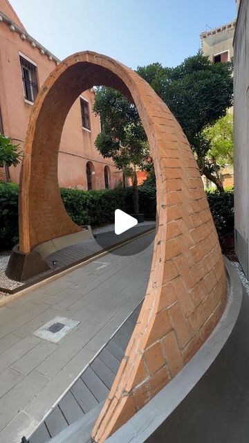 Rishabh Wadhwa on Instagram: "Architecture studio SOM worked with Princeton University’s Form Finding Lab to create the Angelus Novus Vault – a self-balancing brick arch that was built using augmented-reality goggles. I saw this vault when I visited Venice to see the architecture Biennale.

The Angelus Novus Vault forms the entrance to the Time Space Existence group show, organised in Venice by the European Cultural Centre around the theme of the climate emergency.

Designed and built in just three months, the arching structure was created by SOM and the Form Finding Lab along with researchers from the University of Bergamo, University of Salerno and IE University to explore a “mixed-reality construction approach”.

Here are the details of everyone involved:

Management
Sigrid Adriaenssens Paris University, Construction Video, Architecture Biennale, The Angelus, Mixed Reality, Brick Arch, Visit Venice, Time Space, Cultural Centre