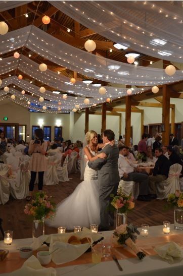 6 Tips for Choosing a Utah Wedding Reception Center - Now that you are looking for a Utah wedding venue, here are a few tips you will want to consider. Wedding Reception Decorations Lights, Reception Ceiling, Wedding Reception Lighting, Wedding Venues Utah, Wedding Ceiling, Fun Wedding Decor, Dining Hall, Reception Hall, Wedding Reception Venues