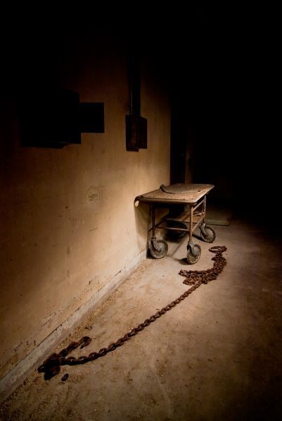 Grim Outlook; Northam Manor Psychiatric Hospital Haunted Asylums, Mental Asylum, Abandoned Asylums, Mental Institution, Insane Asylum, Psychiatric Hospital, Abandoned Hospital, Scary Places, Abandoned Mansions