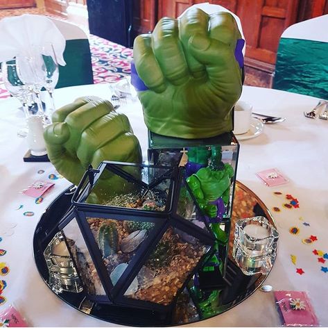 Marvel Centerpieces, Marvel Centerpiece Ideas, Marvel Wedding Theme, Superhero Centerpiece, Disney Wedding Centerpieces, Hoco 2022, Marvel Wedding, Non Floral Centerpieces, Comic Book Wedding