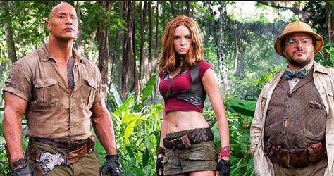 Jumanji 2 Jumanji Karen Gillan, Jungle Costume, Ruby Roundhouse, Jumanji Welcome To The Jungle, Jungle Outfit, Safari Costume, Jumanji Movie, Safari Outfit, The Rock Dwayne Johnson