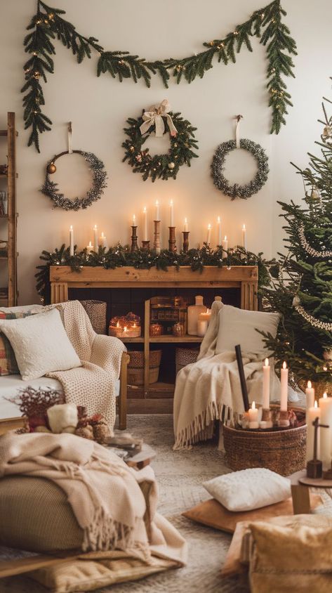 Create a warm and inviting atmosphere in your home with these 16 cozy Christmas decor ideas. From plush throws, rustic accents, and glowing candles to festive garlands and wreaths, make your home a haven of comfort and holiday spirit. Decor With Candles, Boho Holiday Decor, Boho Christmas Decor, Christmas Boho, Bohemian Christmas, Cozy Christmas Decor, Christmas Living Rooms, Warm Christmas, Boho Christmas