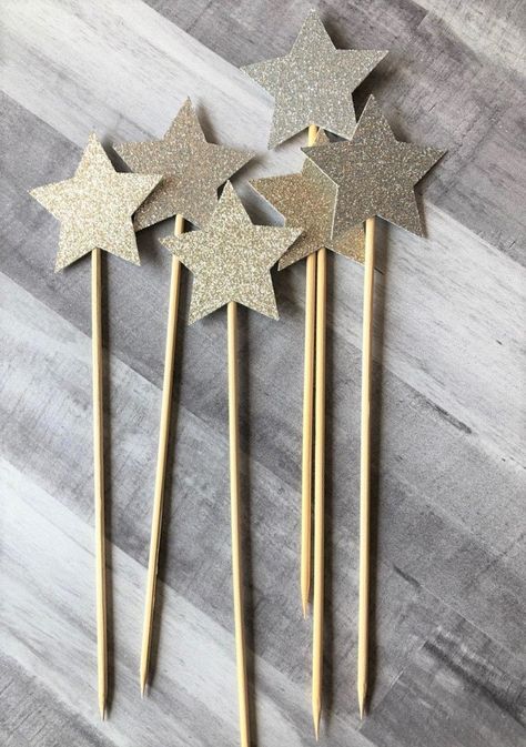 Star Centerpiece Picks 2 Stars Set o f 6 Silver | Etsy Navy Baby Showers, Star Centerpieces, Boy Baby Shower Centerpieces, Graduation Dinner, Twinkle Twinkle Baby Shower, Star Cake, Baby Shower Decoration, Kindergarten Graduation, Star Baby Showers