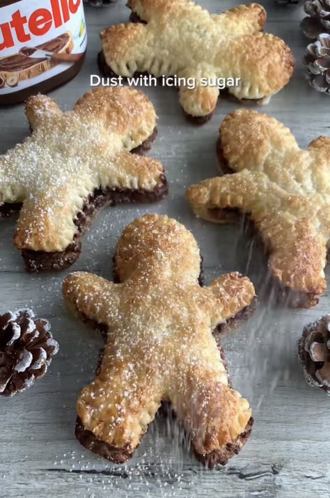 Nutella stuffed pastry gingerbread men 🥧 Stuffed Pastry, Gingerbread Men, Gingerbread Man, Nutella, Gingerbread, Pastry