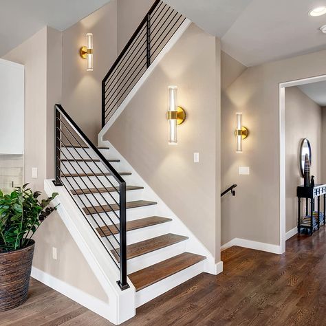 Accent staircase wall