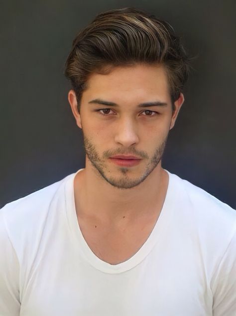 Chico Lachowski, Brazilian Male Model, Francisco Lachowski, Beard Look, Male Makeup, Men's Hairstyles, Bad Guys, Model Face, Boys Haircuts