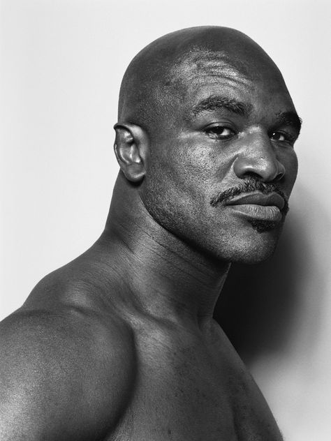 Evander Holyfield R Evander Holyfield, Male Portraits, Sport Icon, Masculine Men, Grow Beard, Mike Tyson, Cool Sketches, Sports Stars, Mans World