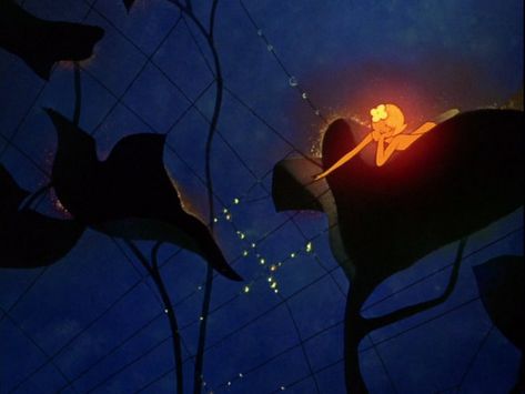 A lazy little fairy from the Nutcracker Suite sequence in Fantasia. Fantasia Disney, Fairy Aesthetic, Art Disney, Old Disney, Disney Aesthetic, Fairytale Art, Old Cartoons, Fairy Art, Pixie Dust