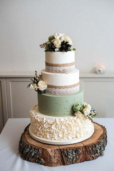 A beautiful wedding cake could be ideal for any bride. As someone who loves weddings, this one will impress for your wedding photos. Keep this cake idea to your unique wedding ideas. Wedding Cake With Sage Green, Sage Green And Beige Wedding, Sage Green Wedding Cake, Hexagon Wedding Cake, Reception Cake, Beautiful Wedding Cake, Green Wedding Cake, Unique Wedding Ideas, Beige Wedding